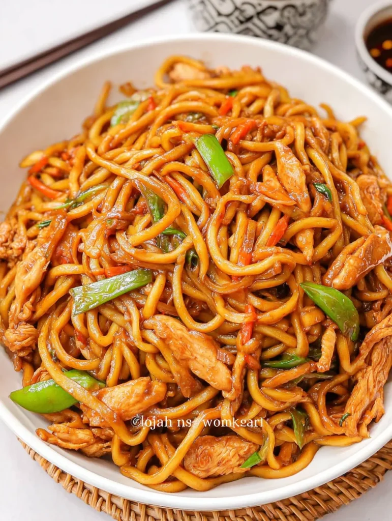 Chicken Lo Mein